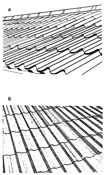 Фрагменты кровли из металлочерепицы и профнастила